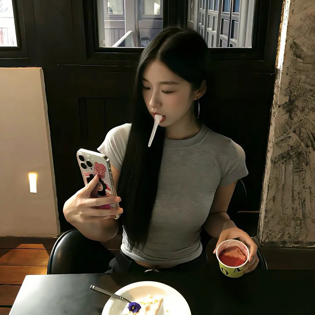 黄色眼泪